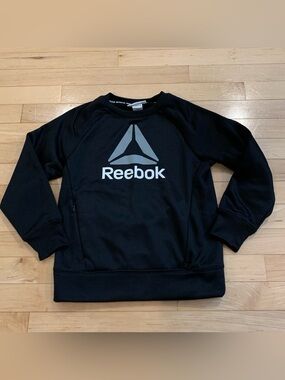 Reebok Little Kids Size 6/7 Black Crewneck Sweatshirt For Boys or Girls